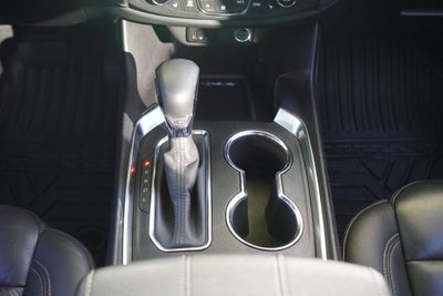 2023 Chevrolet Traverse AWD LT Leather
