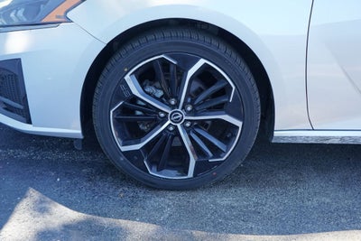 2024 Nissan Altima SR FWD