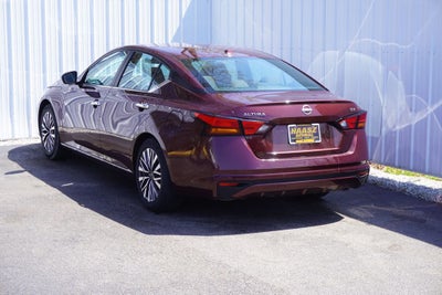 2024 Nissan Altima SV FWD