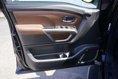 2023 Nissan TITAN Crew Cab Platinum Reserve 4x4