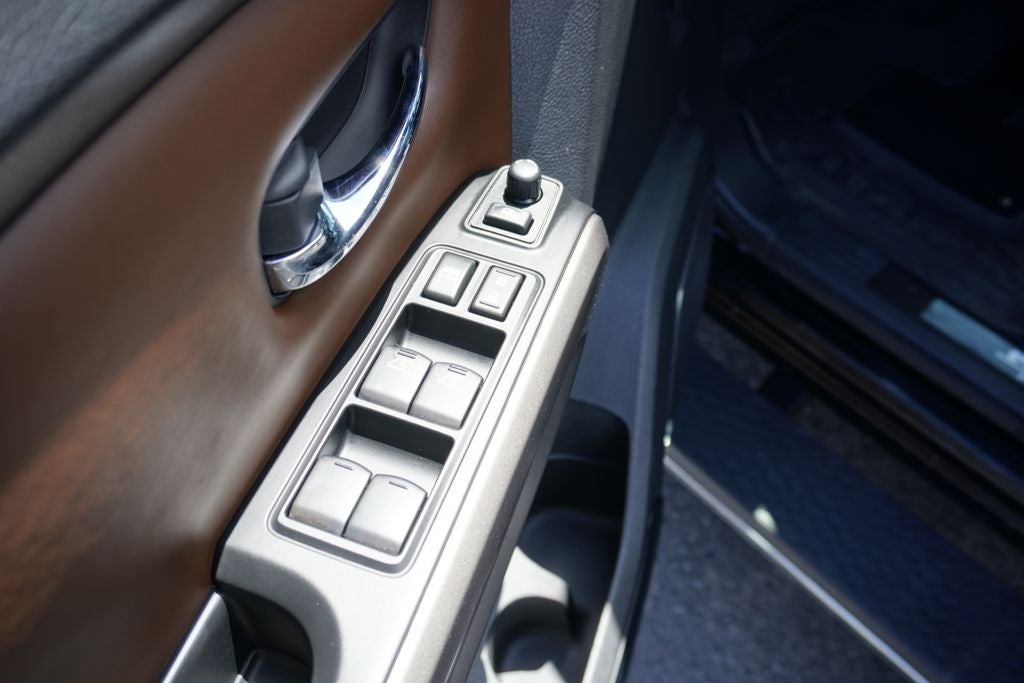 2023 Nissan TITAN Crew Cab Platinum Reserve 4x4