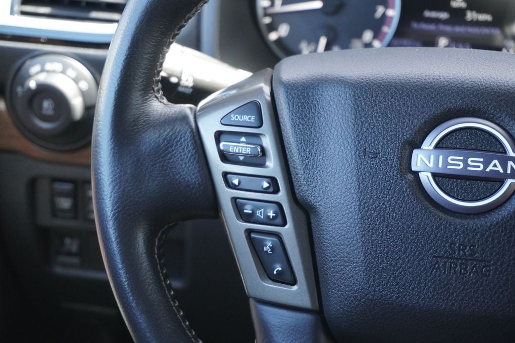 2023 Nissan TITAN Crew Cab Platinum Reserve 4x4