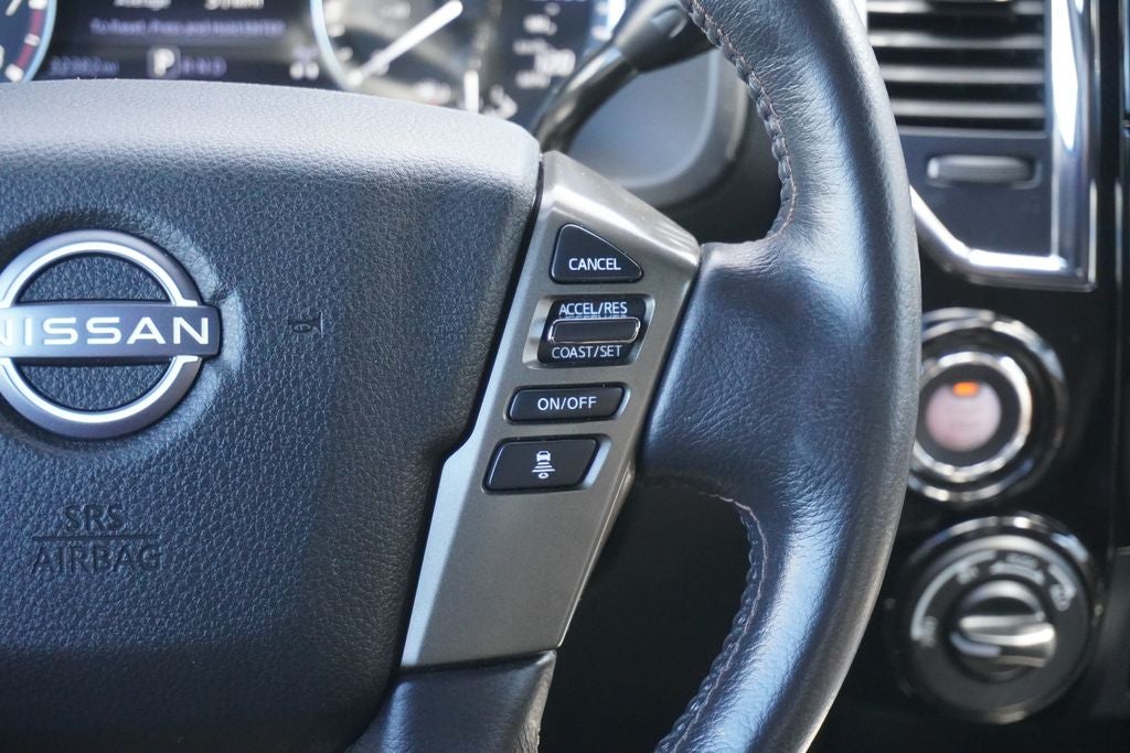 2023 Nissan TITAN Crew Cab Platinum Reserve 4x4