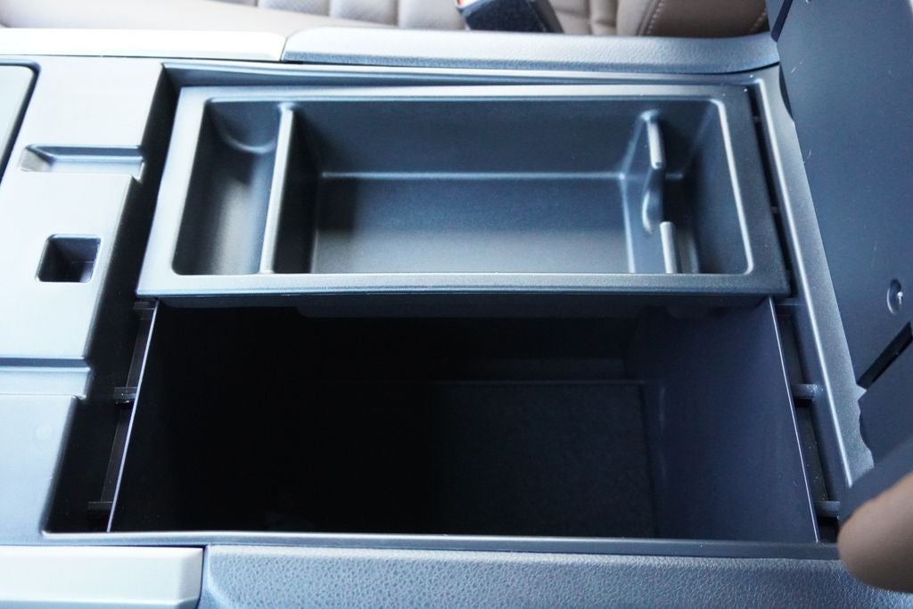 2023 Nissan TITAN Crew Cab Platinum Reserve 4x4