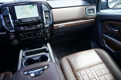 2023 Nissan TITAN Crew Cab Platinum Reserve 4x4