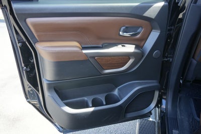 2023 Nissan TITAN Crew Cab Platinum Reserve 4x4