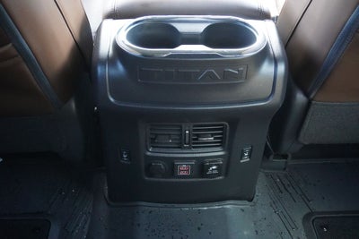 2023 Nissan TITAN Crew Cab Platinum Reserve 4x4