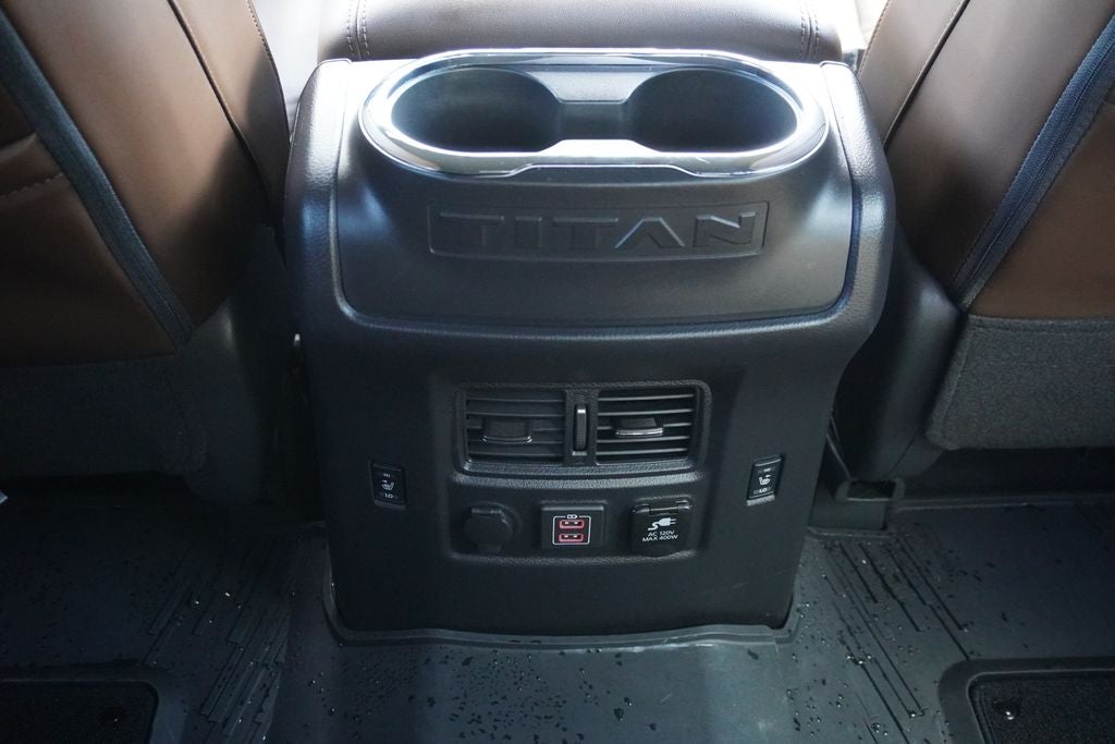 2023 Nissan TITAN Crew Cab Platinum Reserve 4x4