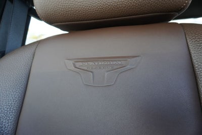 2023 Nissan TITAN Crew Cab Platinum Reserve 4x4