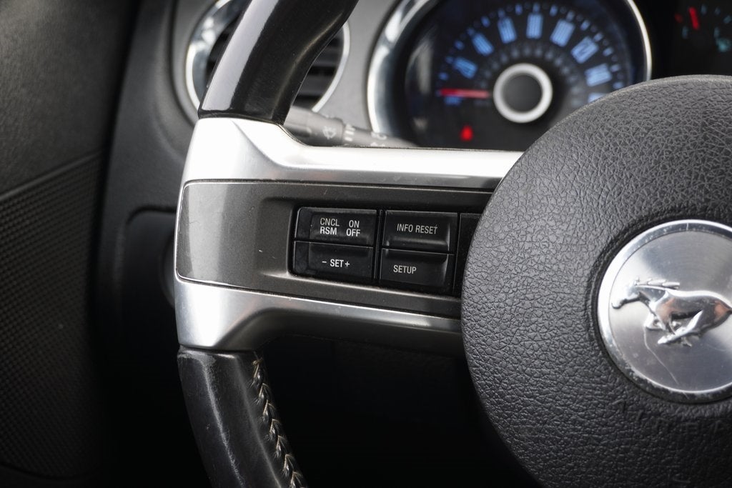 2014 Ford Mustang V6