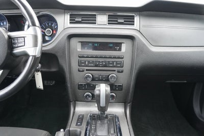 2014 Ford Mustang V6