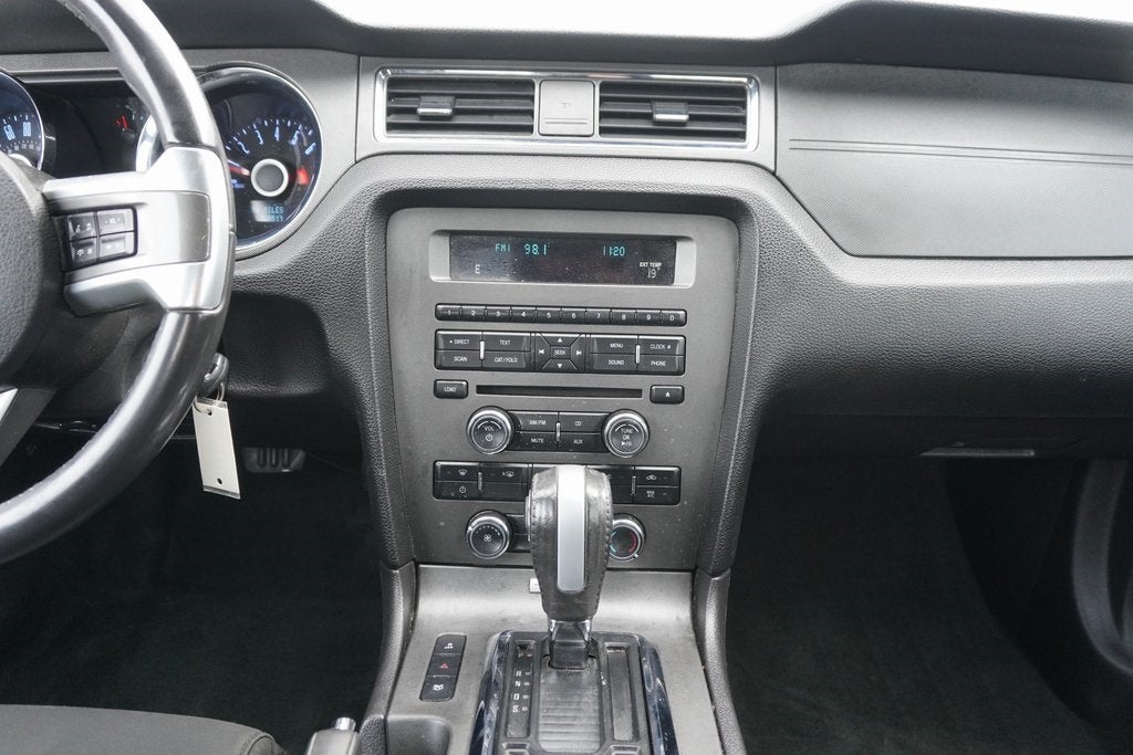 2014 Ford Mustang V6