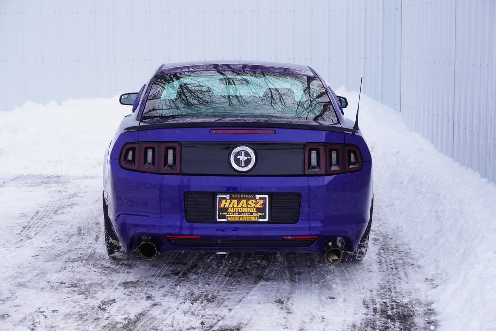 2014 Ford Mustang V6