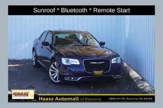 2017 Chrysler 300 Limited