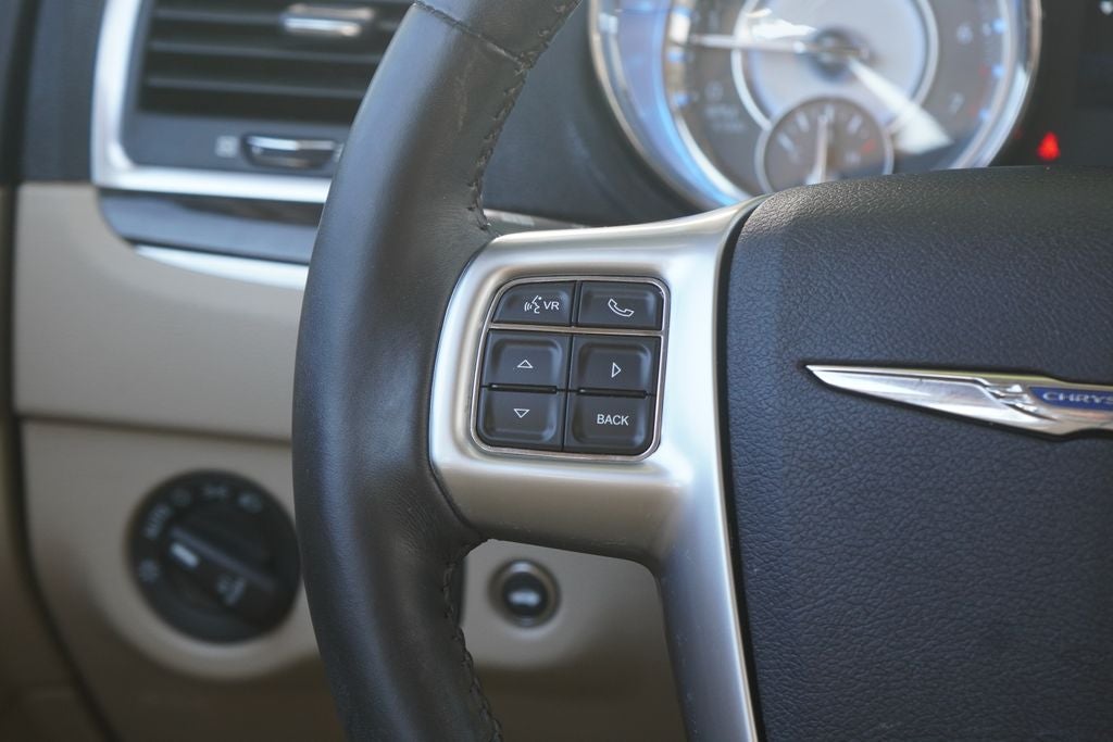 2013 Chrysler 300 Motown