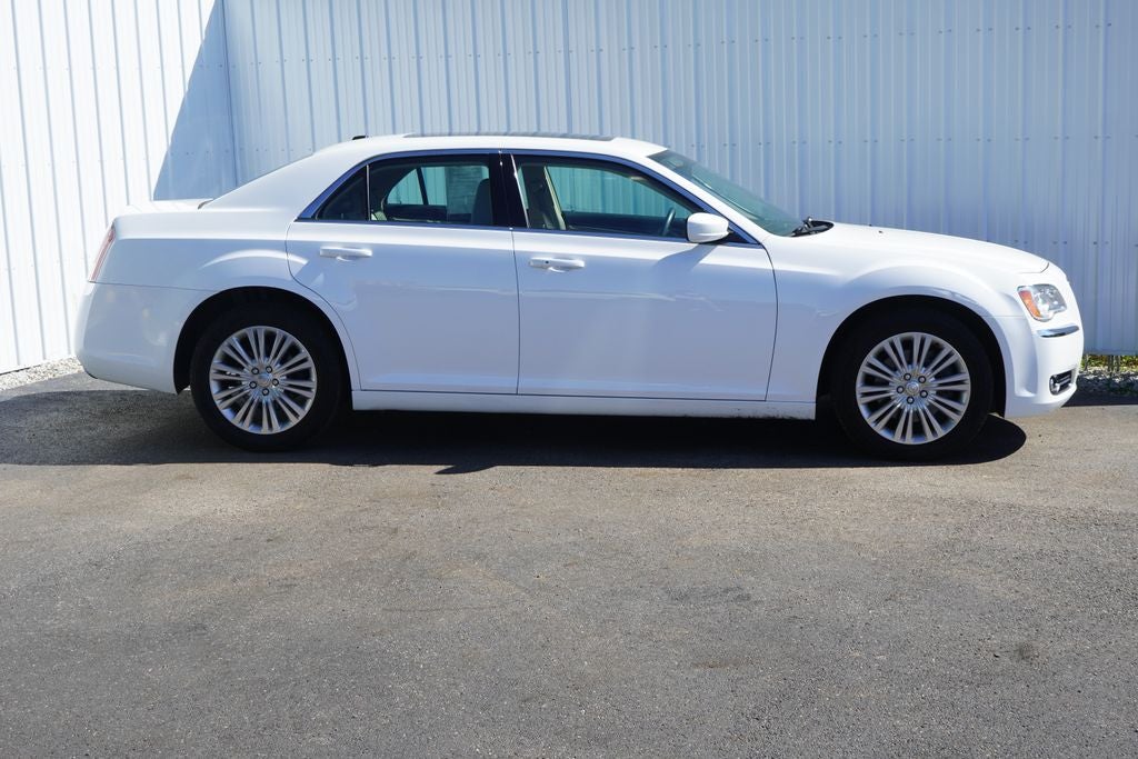 2013 Chrysler 300 Motown