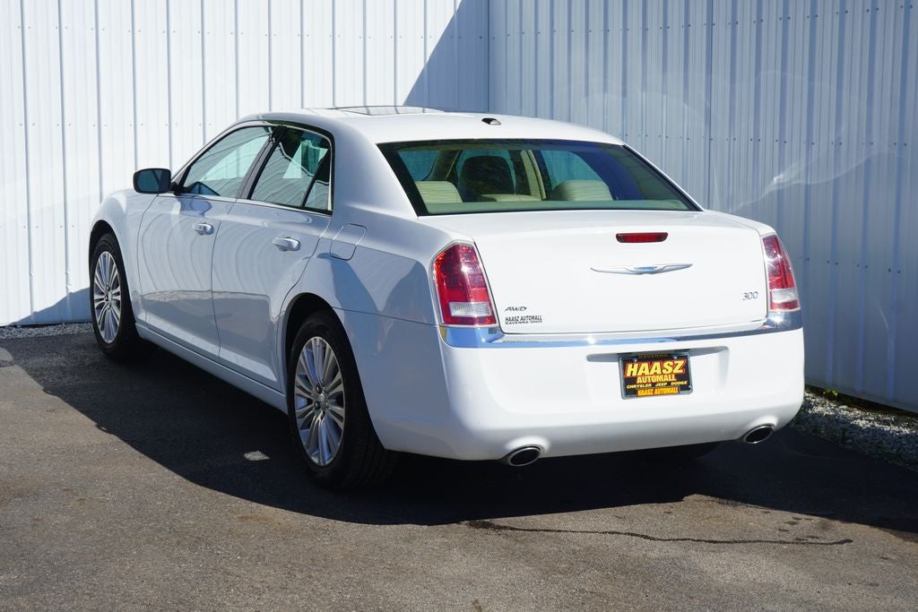 2013 Chrysler 300 Motown