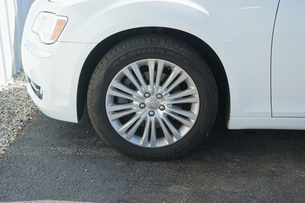 2013 Chrysler 300 Motown