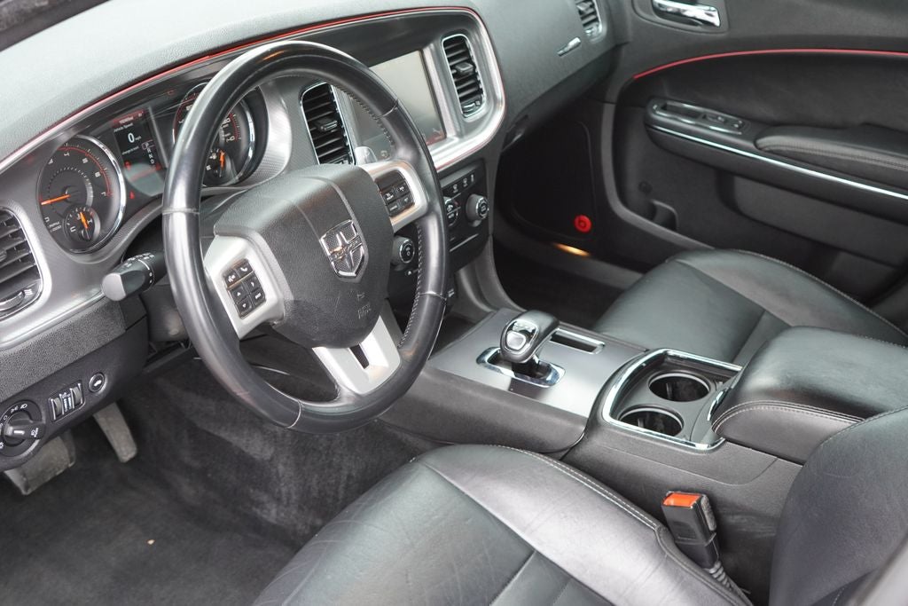 2013 Dodge Charger SXT
