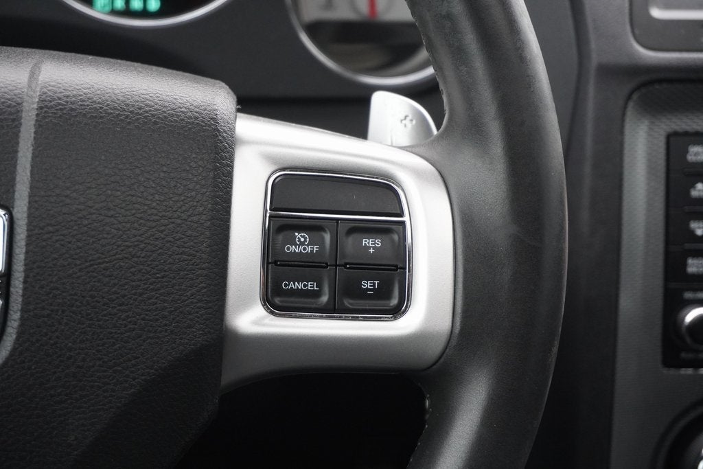 2013 Dodge Challenger R/T Plus