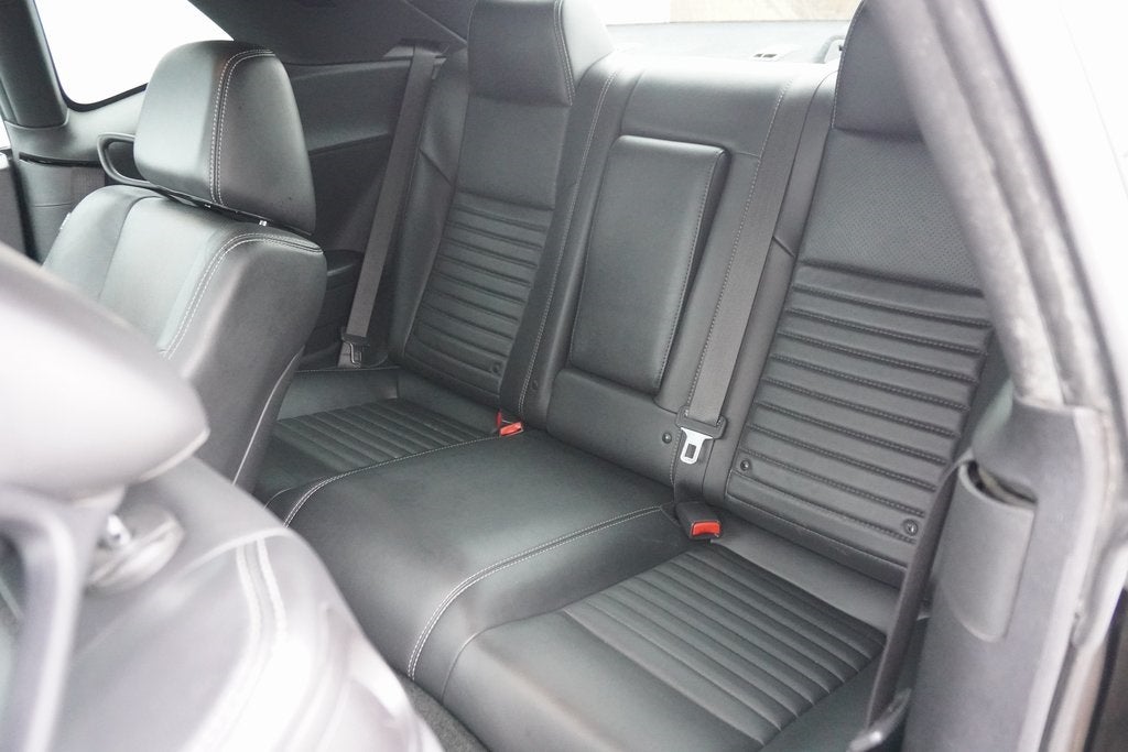 2013 Dodge Challenger R/T Plus