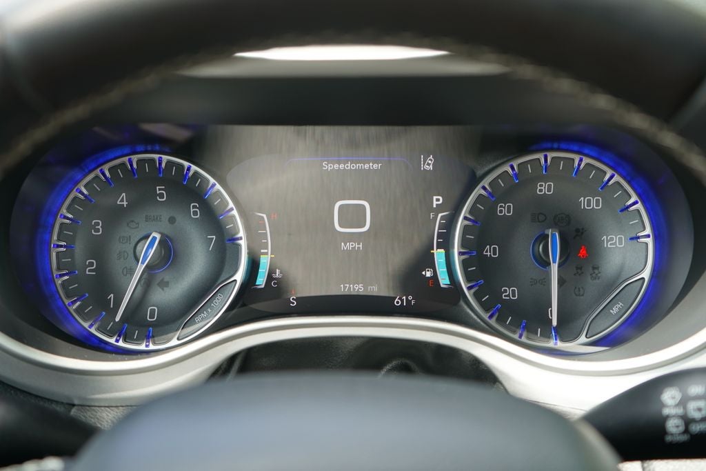 2024 Chrysler Pacifica Touring L