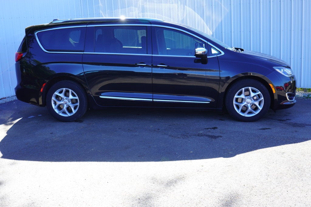 2020 Chrysler Pacifica Limited