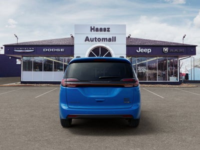 2027 Chrysler Pacifica PACIFICA SELECT AWD
