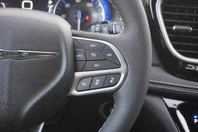 2026 Chrysler Pacifica PACIFICA SELECT AWD