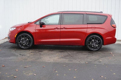 2026 Chrysler Pacifica PACIFICA SELECT AWD