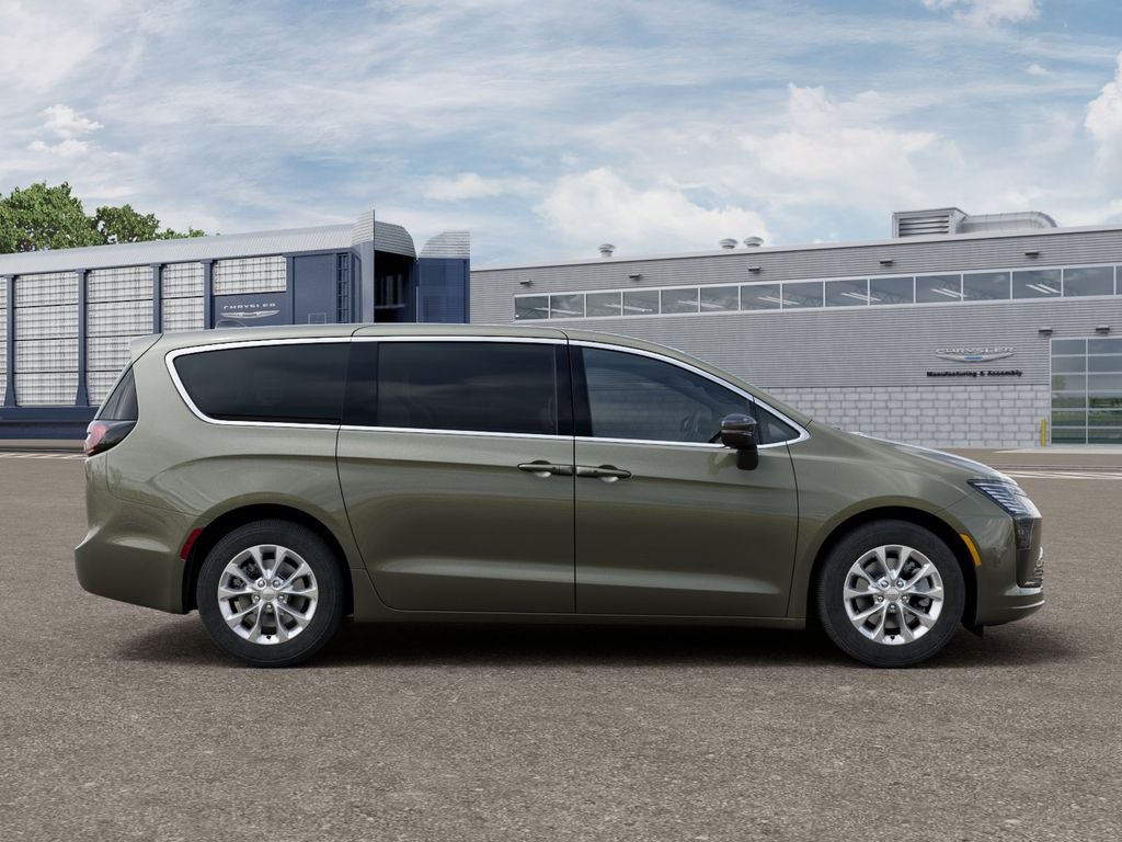 2027 Chrysler Pacifica PACIFICA SELECT AWD