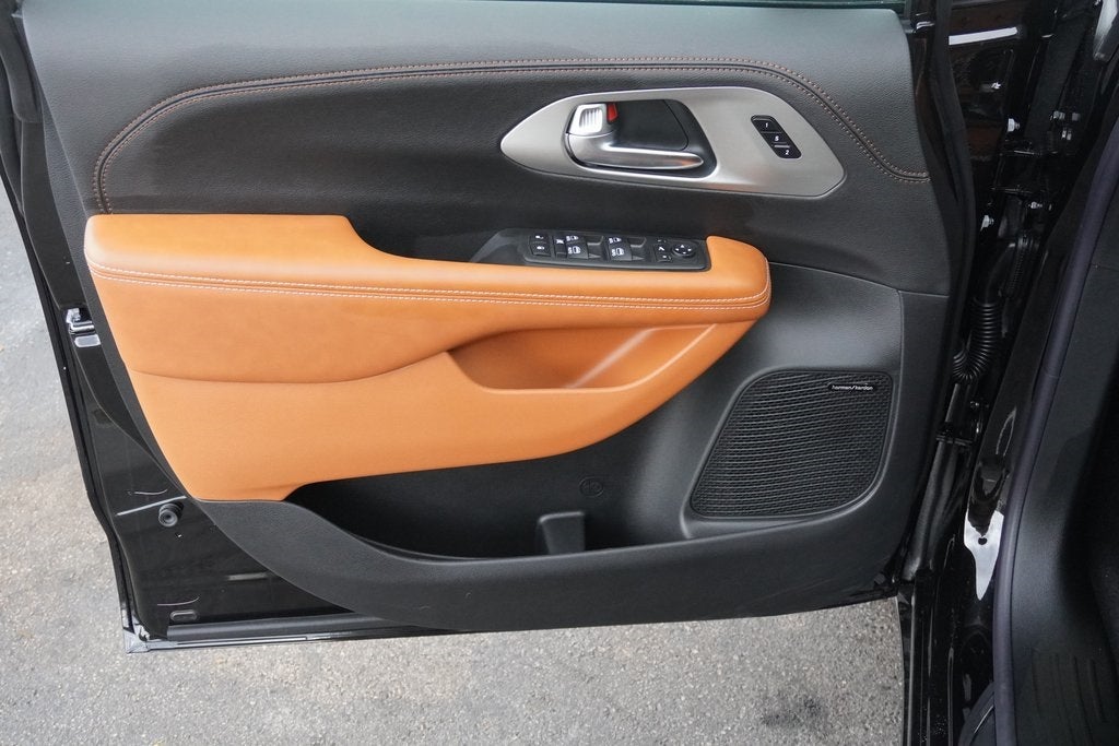 2026 Chrysler Pacifica PACIFICA PINNACLE AWD