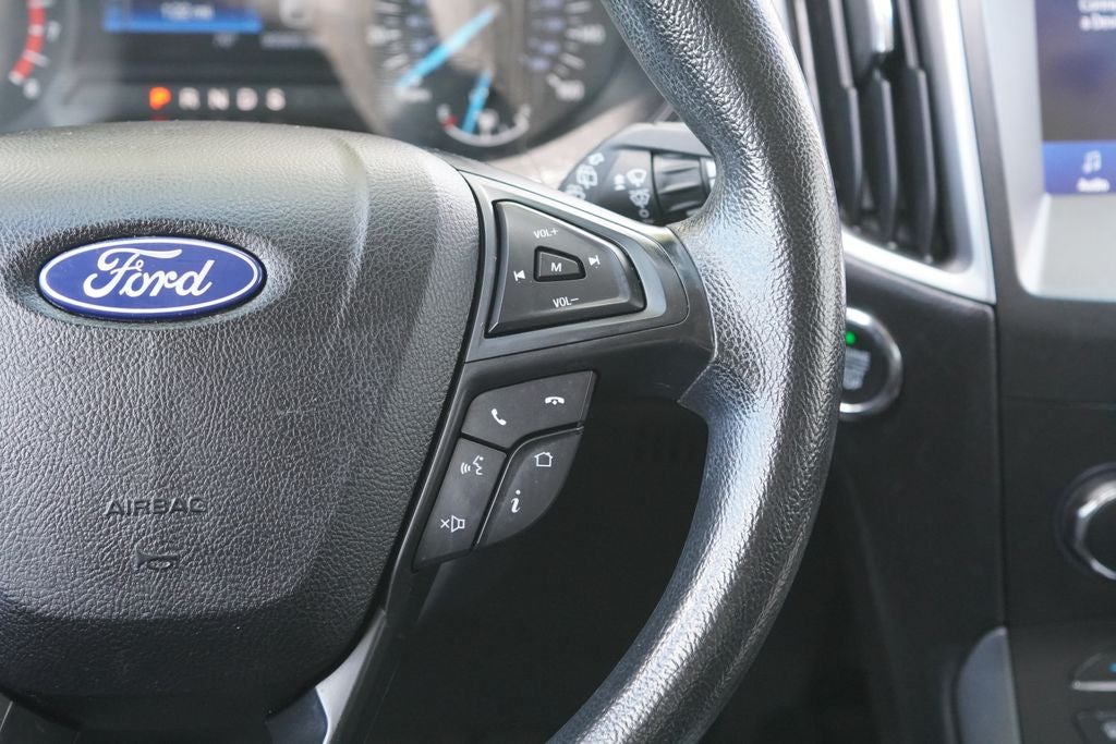 2020 Ford Edge SE