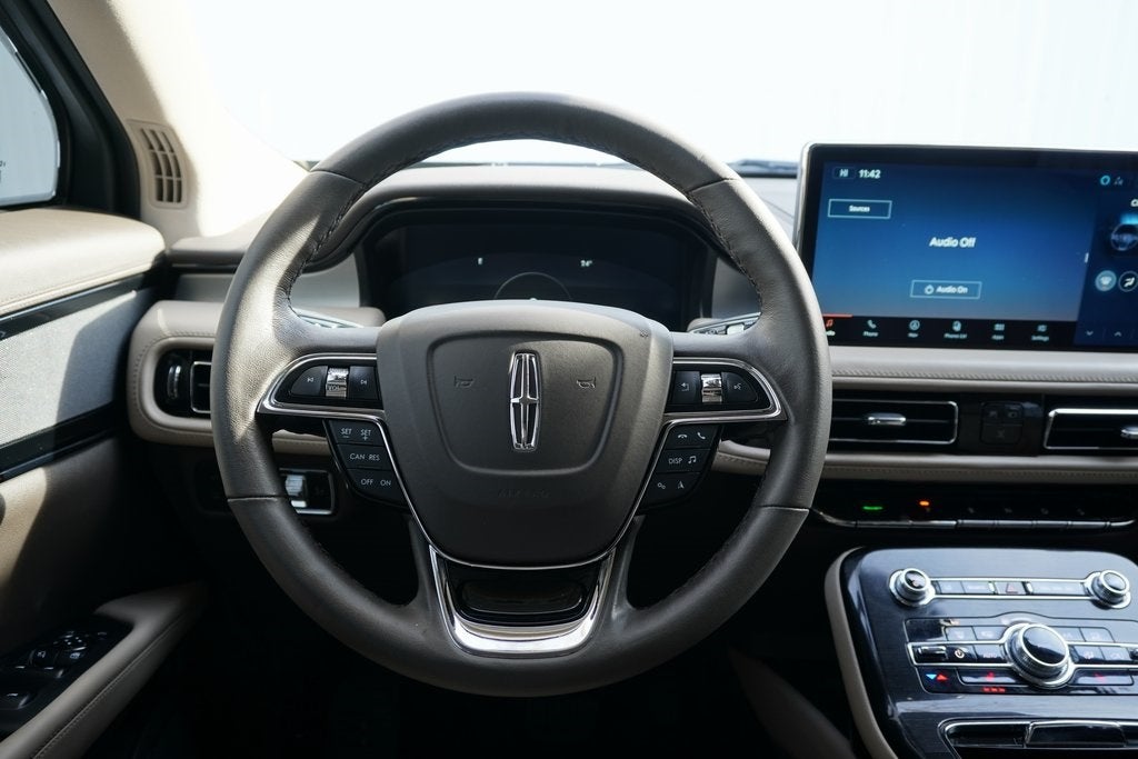 2023 Lincoln Nautilus Standard