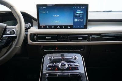 2023 Lincoln Nautilus Standard