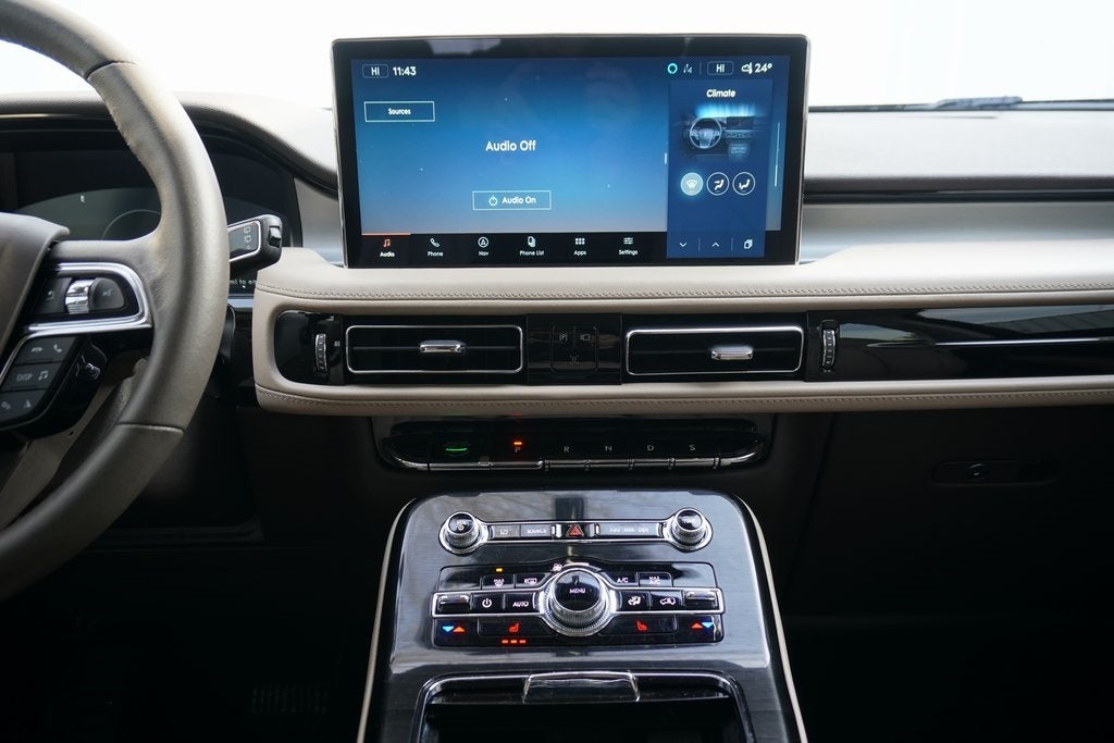 2023 Lincoln Nautilus Standard