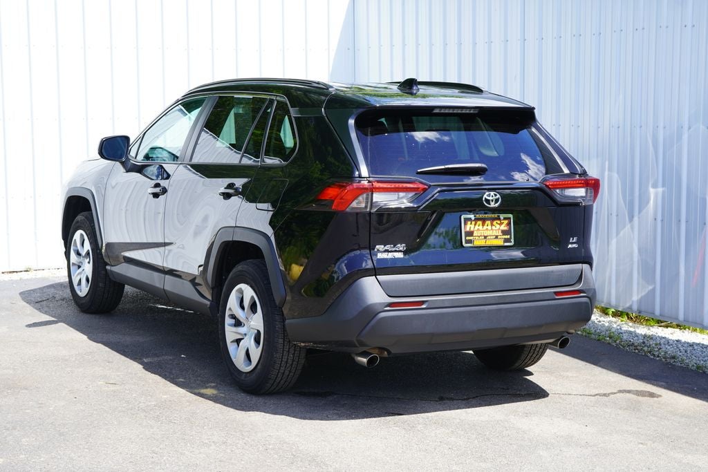 2021 Toyota RAV4 LE