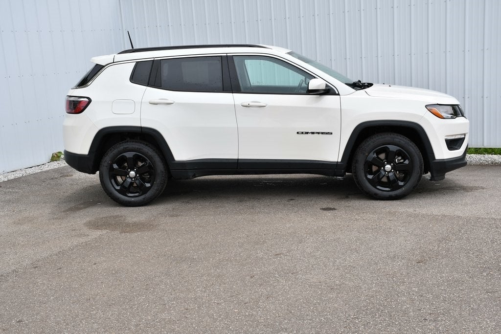 Used 2018 Jeep Compass Latitude with VIN 3C4NJCBB5JT468006 for sale in Ravenna, OH