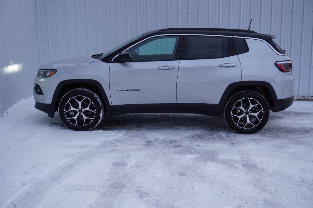 2026 Jeep Compass COMPASS LIMITED 4X4