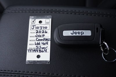 2026 Jeep Compass COMPASS LIMITED 4X4