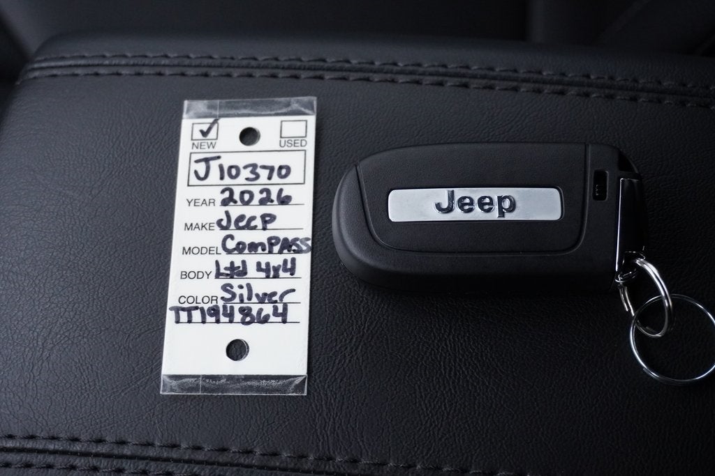 2026 Jeep Compass COMPASS LIMITED 4X4