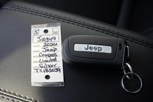 2026 Jeep Compass COMPASS LIMITED 4X4