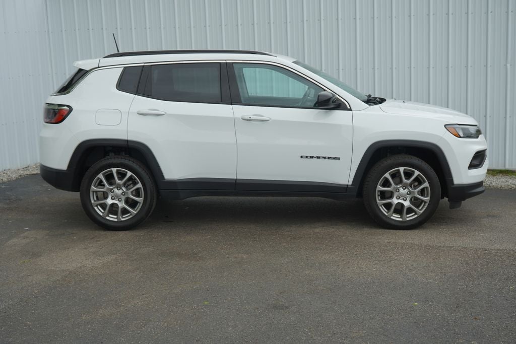 2022 Jeep Compass Latitude Lux 4x4