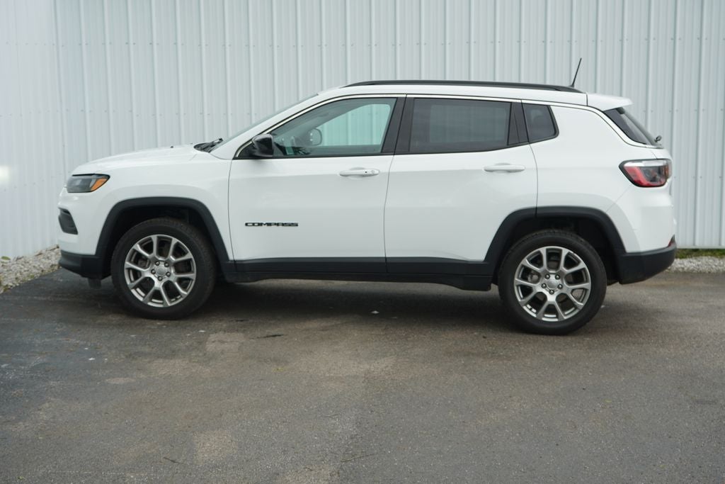 2022 Jeep Compass Latitude Lux 4x4
