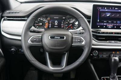 2023 Jeep Compass Latitude Lux FWD