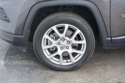2023 Jeep Compass Latitude Lux FWD
