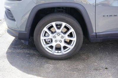 2023 Jeep Compass Latitude Lux FWD