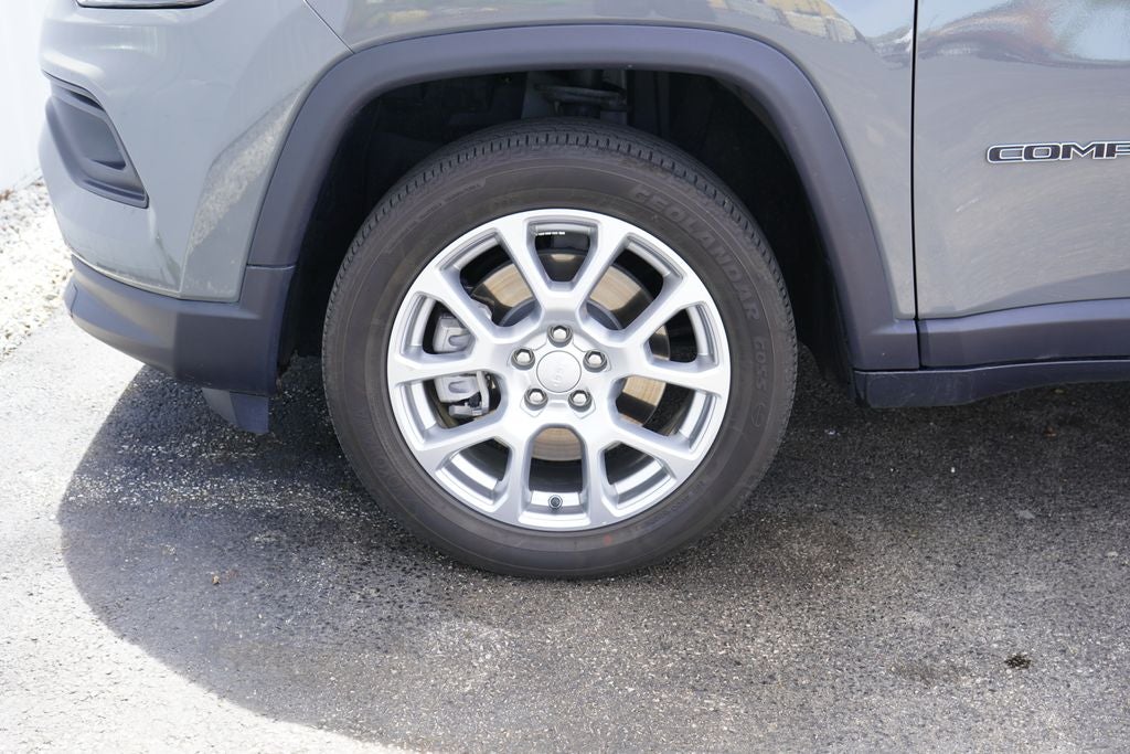 2023 Jeep Compass Latitude Lux FWD