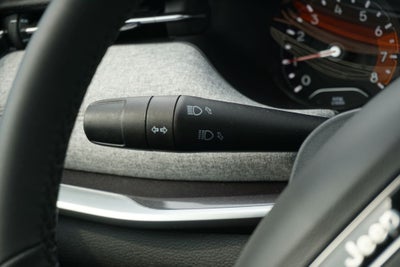 2024 Jeep Compass Latitude Lux FWD