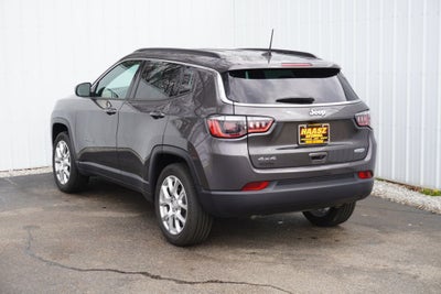 2024 Jeep Compass Latitude Lux FWD